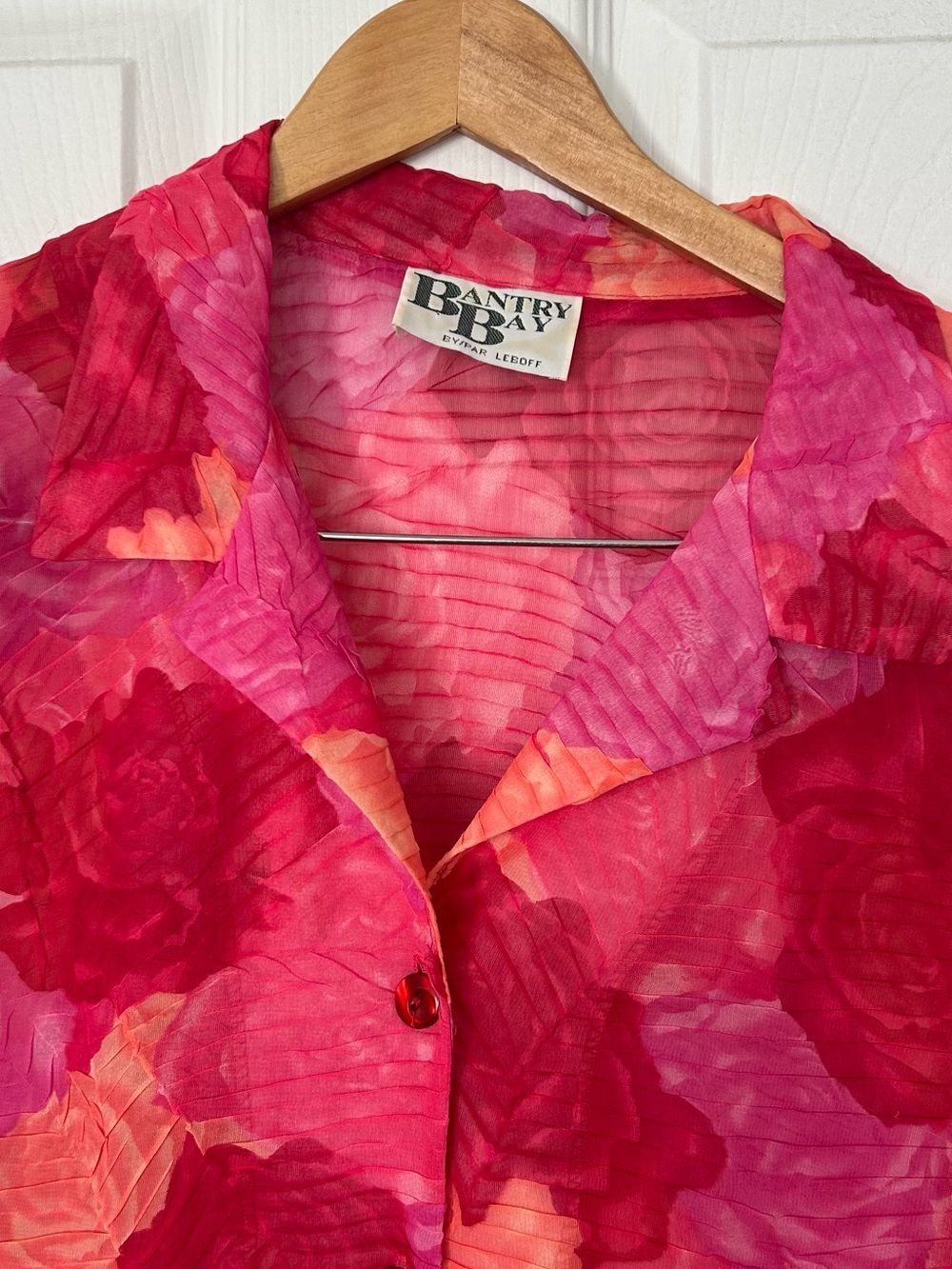 Vintage Red and Pink Floral Women's Blouse